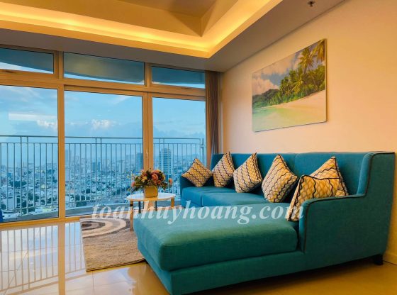 Stylish 1 bedroom Apartment for rent In Azura Building