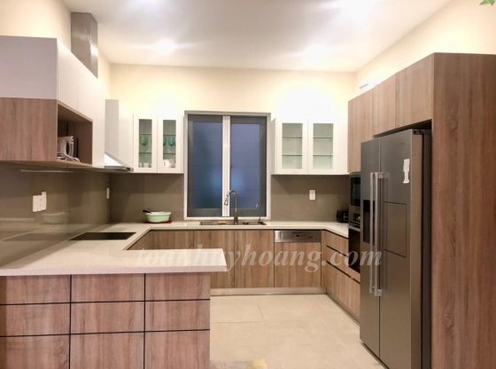 gourmet-kitchen-villa-rental-in-son-tra-district