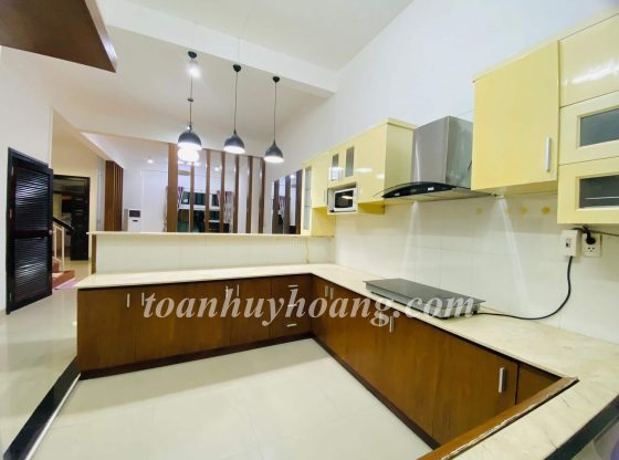 4 bedroom Villa For Rent in a wonderful eco-friendly area Da Nang