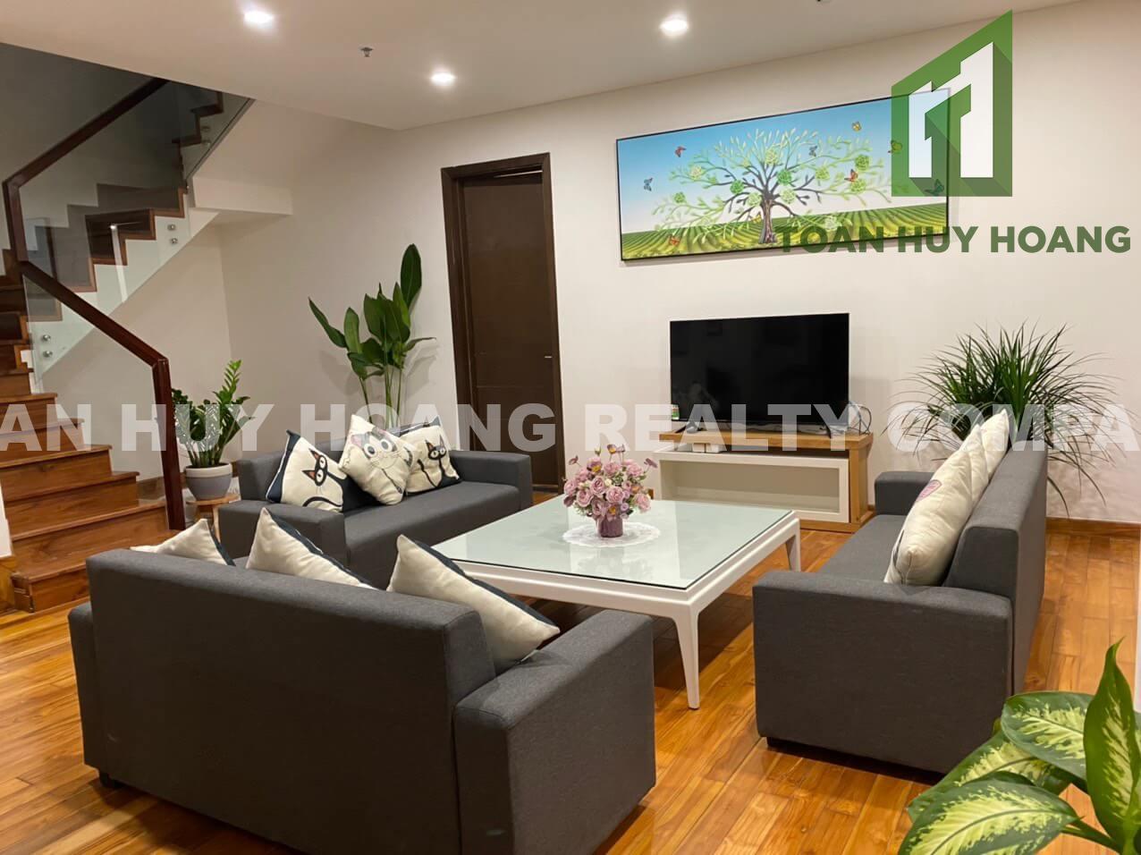 ban-penthouse-f-home